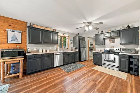 Kitchen - 215 Cardinal Ave, Roscommon, MI 48653 photo 1 of 5