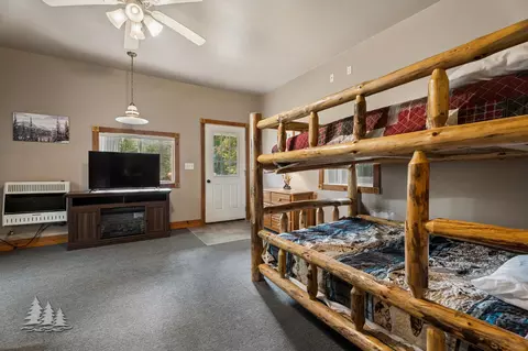 Bedroom - 3070 S Mount Tom Rd, Mio, MI 48647 photo 9 of 10