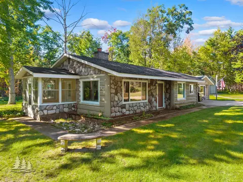 Exterior - 3070 S Mount Tom Rd, Mio, MI 48647 photo 3 of 13