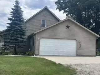 Exterior - 1202 Lakeview Dr, Mio, MI 48647 photo 2 of 5