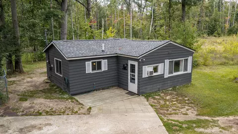 4132 W Otsego Lake Dr, Gaylord, MI 49735