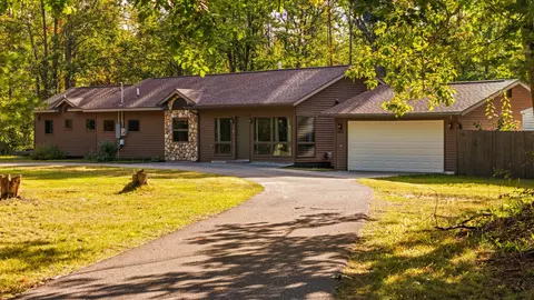 5055 Clubhouse Trl, Gaylord, MI 49735