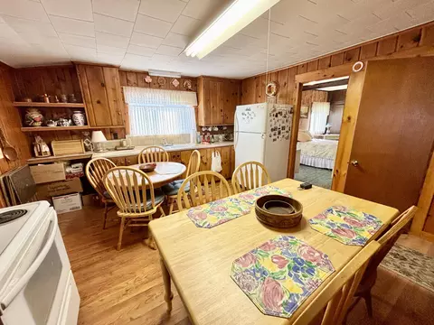 Kitchen - 4695 Salling Ave, Lewiston, MI 49756 photo 4 of 5