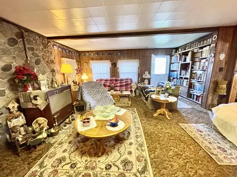 Living - 4695 Salling Ave, Lewiston, MI 49756 photo 2 of 7