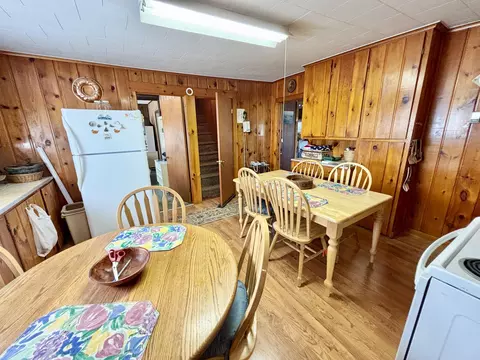 Kitchen - 4695 Salling Ave, Lewiston, MI 49756 photo 3 of 5