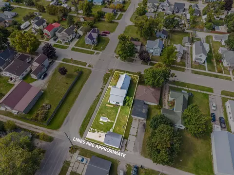 View/Area - 135 S D St, Cheboygan, MI 49721 photo 2 of 5