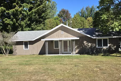 5461 E Pne, Harrisville, MI 48740
