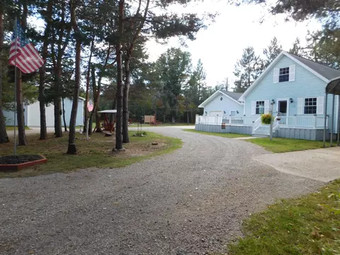 Exterior - 286 E M-72 Hwy, Grayling, MI 49738 photo 18 of 25