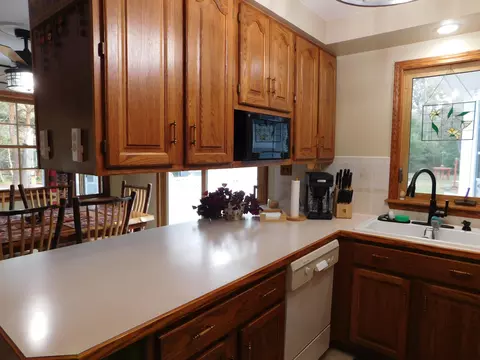Kitchen - 286 E M-72 Hwy, Grayling, MI 49738 photo 2 of 4