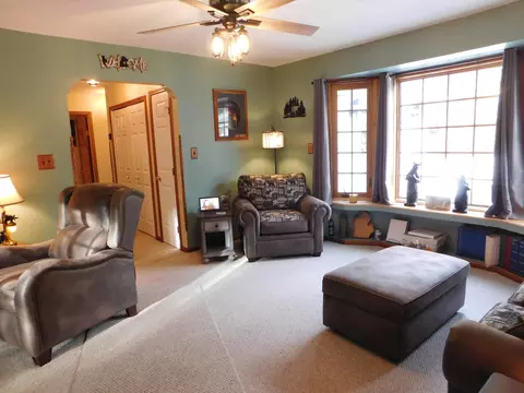 Living - 286 E M-72 Hwy, Grayling, MI 49738 photo 2 of 4