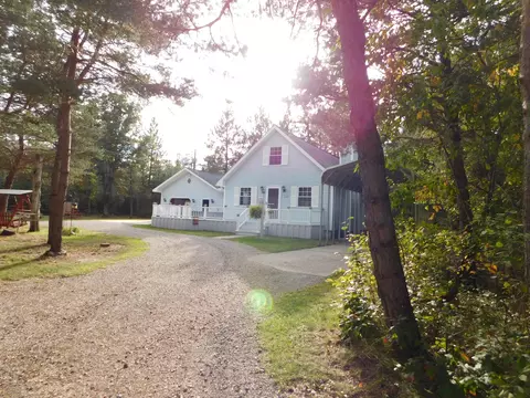 Exterior - 286 E M-72 Hwy, Grayling, MI 49738 photo 23 of 25