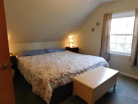 Bedroom - 286 E M-72 Hwy, Grayling, MI 49738 photo 4 of 8