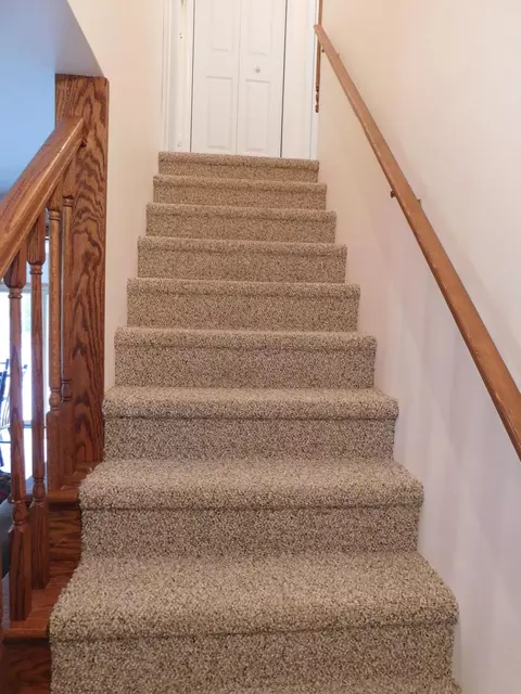 Entry Way - 286 E M-72 Hwy, Grayling, MI 49738 photo 5 of 8