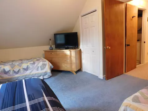 Bedroom - 286 E M-72 Hwy, Grayling, MI 49738 photo 8 of 8