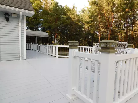 Exterior - 286 E M-72 Hwy, Grayling, MI 49738 photo 5 of 25