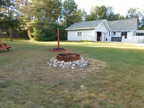 Exterior - 286 E M-72 Hwy, Grayling, MI 49738 photo 10 of 25