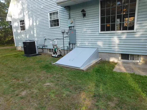 Exterior - 286 E M-72 Hwy, Grayling, MI 49738 photo 6 of 25