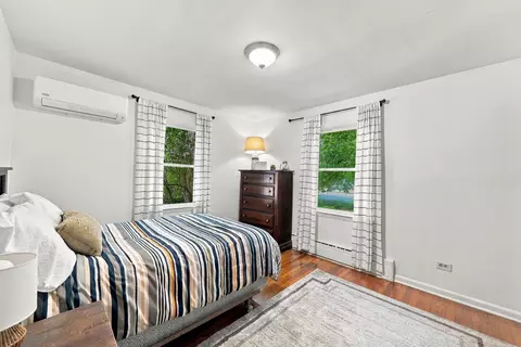 Bedroom - 909 Brooks St, Roscommon, MI 48653 photo 5 of 6