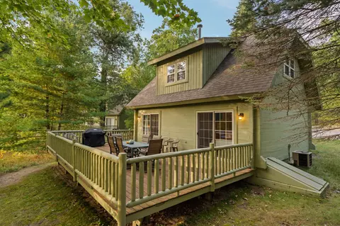 850 Golf Cottage Dr, Lewiston, MI 49756