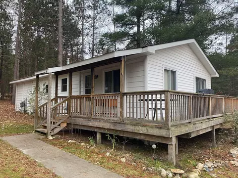 Exterior - 409 Hill St, Mio, MI 48647 photo 4 of 5