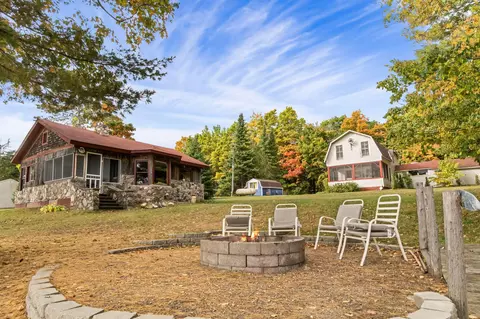 8008 Paradise Trl, Carp Lake, MI 49718
