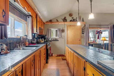 Kitchen - 1725 Fleming Rd, Lewiston, MI 49756 photo 6 of 6