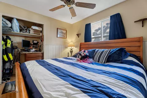 Bedroom - 1725 Fleming Rd, Lewiston, MI 49756 photo 6 of 7
