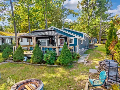 Exterior - 1725 Fleming Rd, Lewiston, MI 49756 photo 3 of 5