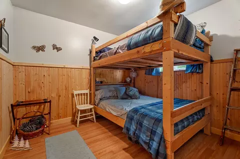 Bedroom - 1725 Fleming Rd, Lewiston, MI 49756 photo 1 of 7