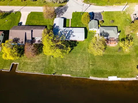 190 Riverside Dr, Cheboygan, MI 49721 photo 40