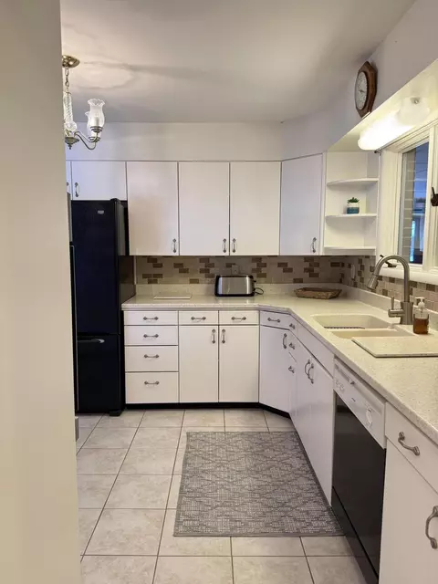 190 Riverside Dr, Cheboygan, MI 49721 photo 9