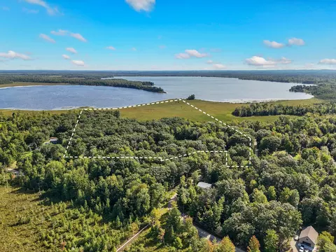 7001 Jasmyn Dr, Saint Helen, MI 48656