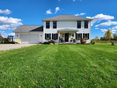 2861 Maple St, Johannesburg, MI 49751