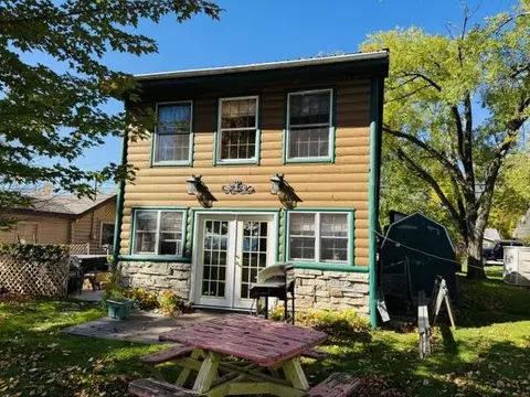 12826 W Shore Dr, Houghton Lake, MI 48629