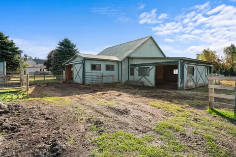 Exterior - 10522 Rotter Rd, Alanson, MI 49706 photo 13 of 24