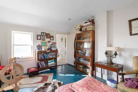 Bedroom - 10522 Rotter Rd, Alanson, MI 49706 photo 6 of 8
