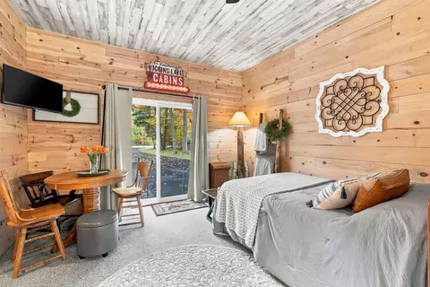 Bedroom - 308 Winchester Dr, Roscommon, MI 48653 photo 7 of 7