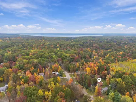View/Area - 308 Winchester Dr, Roscommon, MI 48653 photo 5 of 9
