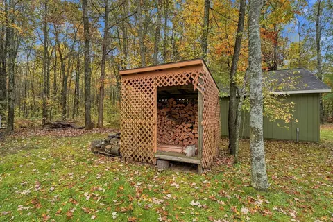 Exterior - 308 Winchester Dr, Roscommon, MI 48653 photo 7 of 7