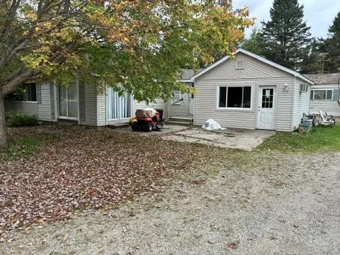 2572 M-76, West Branch, MI 48661