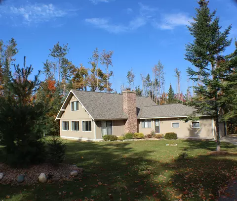 56 Michaywe Dr, Gaylord, MI 49735