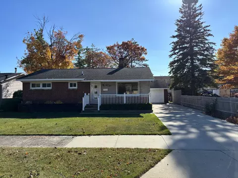 1235 Birchwood Ave, Rogers City, MI 49779