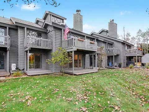 6268 Whispering Lake Dr, Gaylord, MI 49735