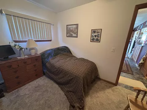 Bedroom - 2964 Greenwood Rd, Grayling, MI 49738 photo 3 of 8