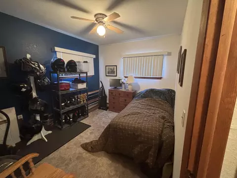Bedroom - 2964 Greenwood Rd, Grayling, MI 49738 photo 4 of 8