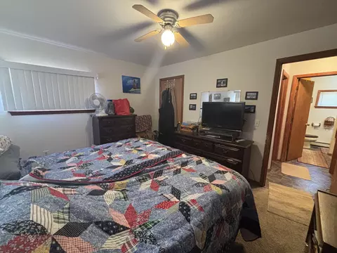 Bedroom - 2964 Greenwood Rd, Grayling, MI 49738 photo 2 of 8