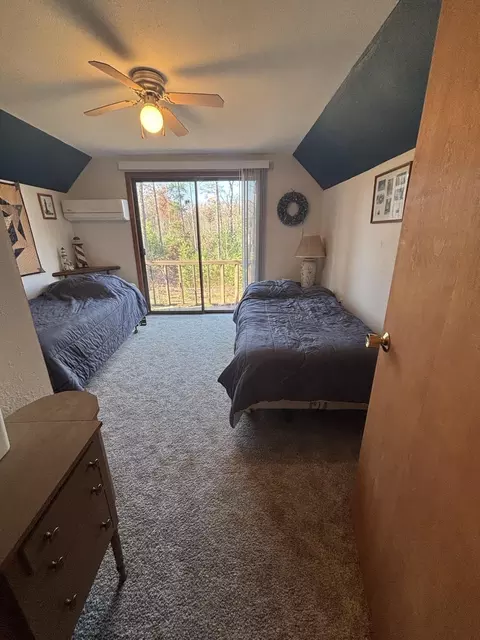 Bedroom - 2964 Greenwood Rd, Grayling, MI 49738 photo 7 of 8