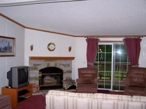 2096 Forester Dr, Frederic, MI 49733 photo 4