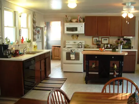 120 E Maple Street Alpena Mi 49707 St, Alpena, MI 49707 photo 2