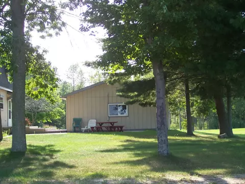5650 N Ridge Rd, Black River, MI 48721 photo 4